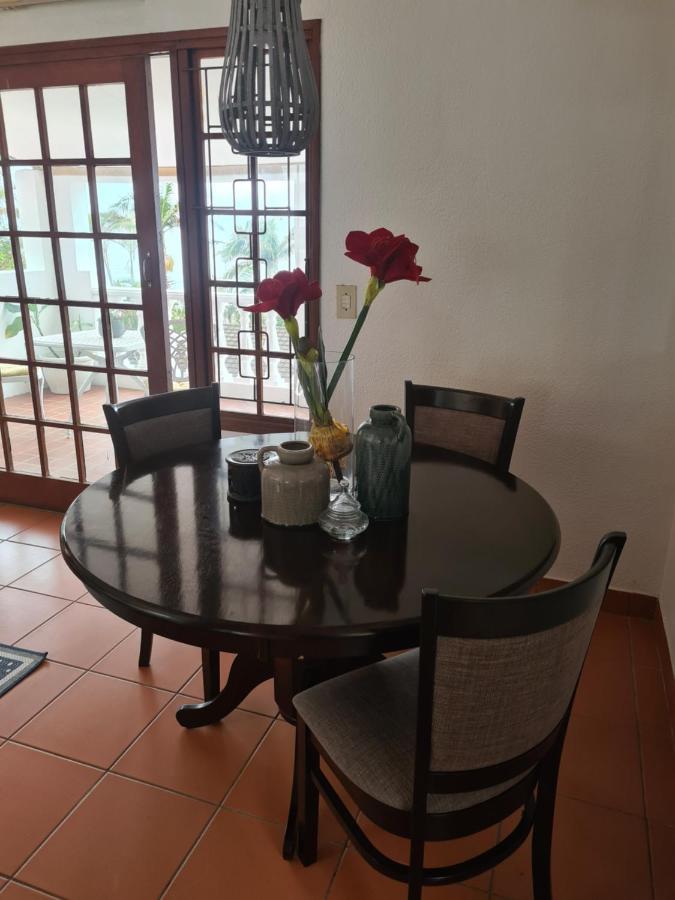 Indaba Manor On 413 Owen Ellis Dr Hotel พอร์ตเอ็ดเวิร์ด ภายนอก รูปภาพ