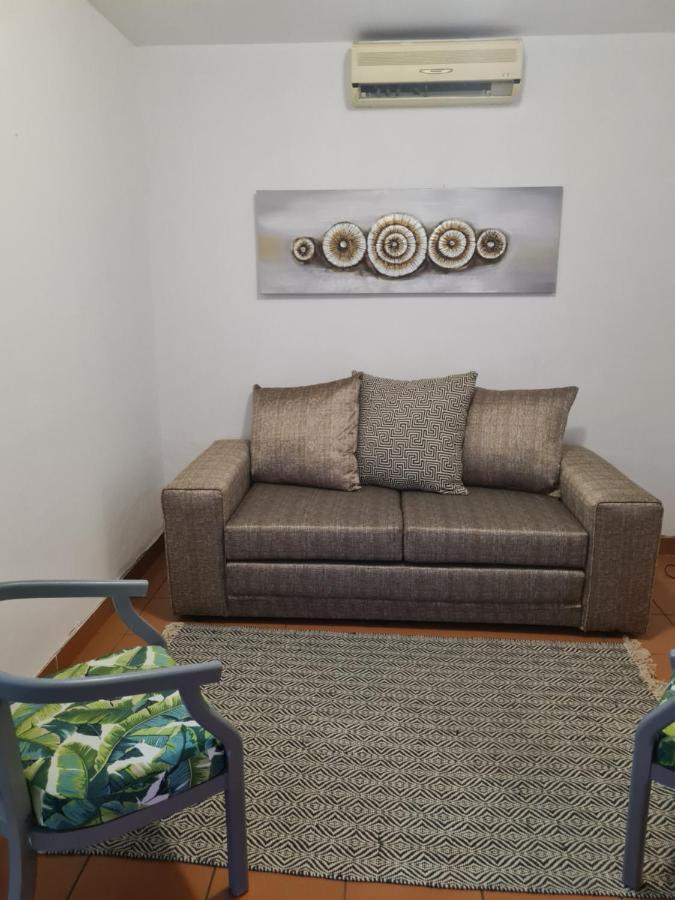Indaba Manor On 413 Owen Ellis Dr Hotel พอร์ตเอ็ดเวิร์ด ภายนอก รูปภาพ