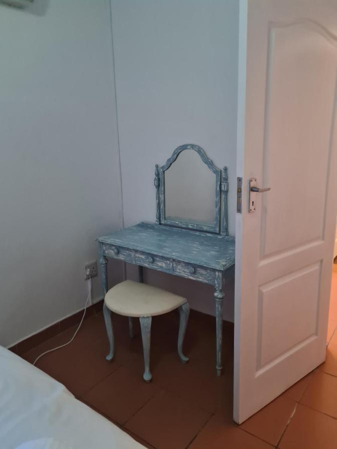 Indaba Manor On 413 Owen Ellis Dr Hotel พอร์ตเอ็ดเวิร์ด ภายนอก รูปภาพ